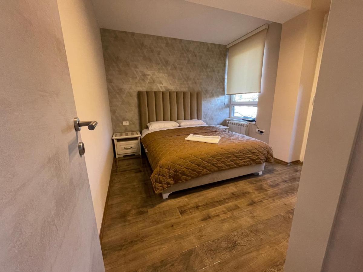 Roosevelt Apartment Skopje Ngoại thất bức ảnh